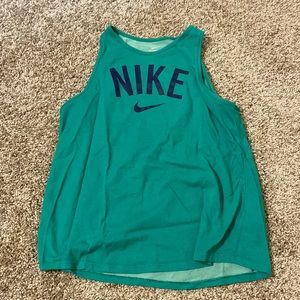 Nike workout tank top